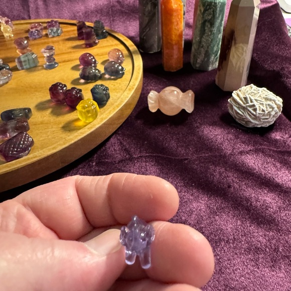 Mini Flourite Carving - Picture 8 of 16